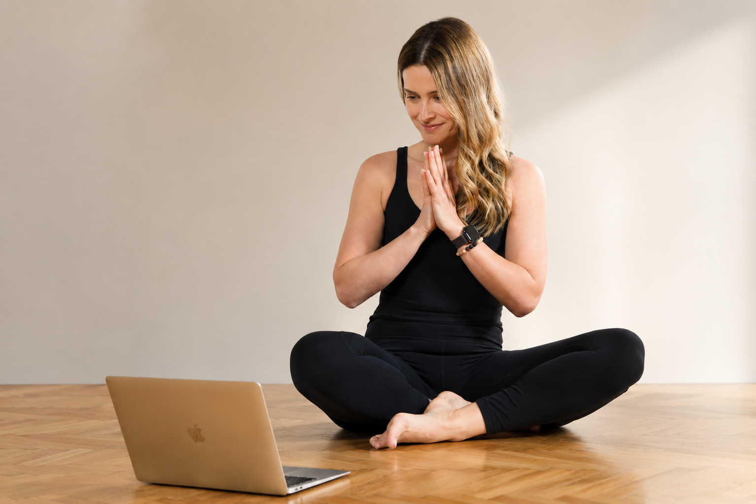 Andreea Miron, instructor yoga RYT 500